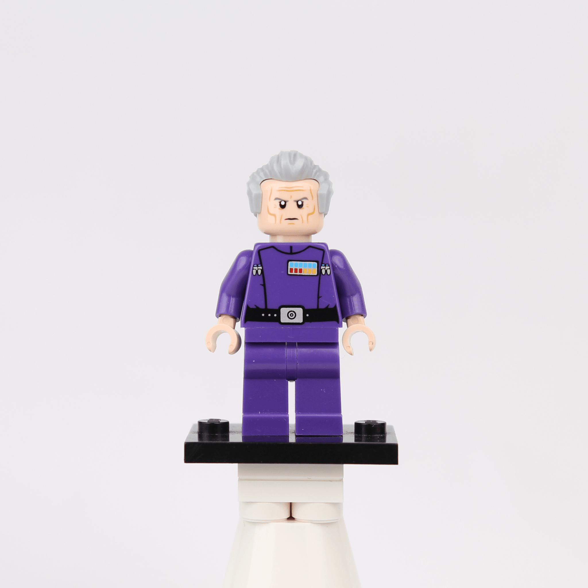 OMA 31 - Orbital Minifigs
