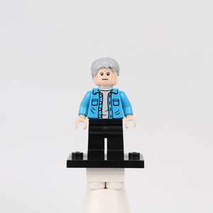 OMA 32 - Orbital Minifigs