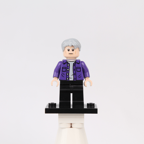 OMA 6 - Orbital Minifigs