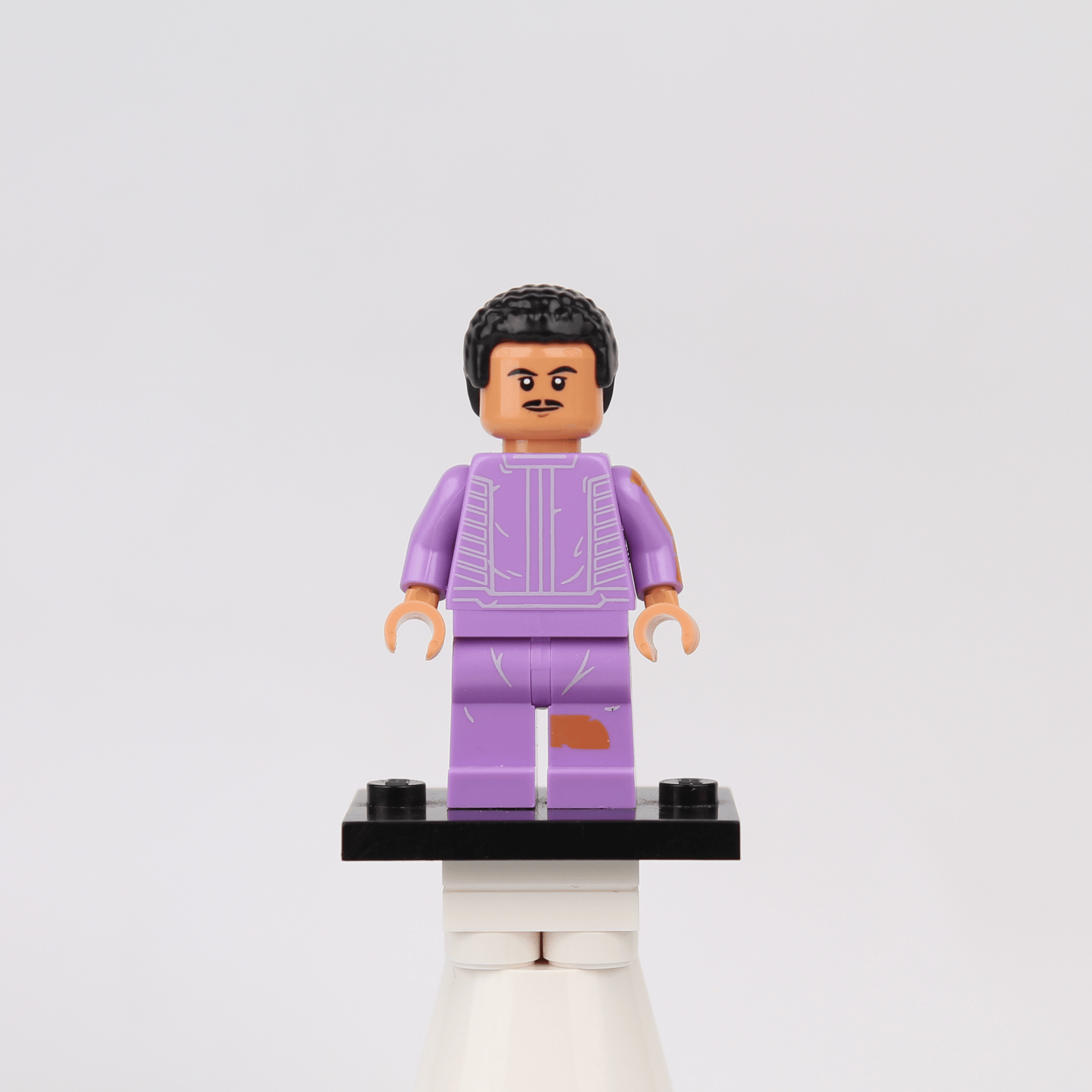 OMA 67 - Orbital Minifigs
